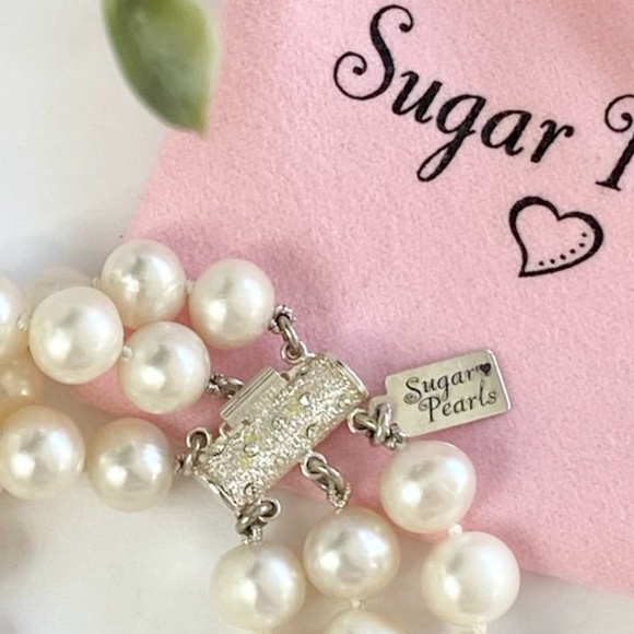 Freshwater Pearl Triple Strand Bracelet - Picture 4 of 6